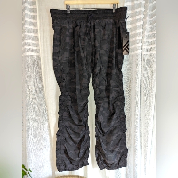 🆕 Track Parachute Yoga Pants XXL | Sold Out! | NEW Lightweight Hiking KYODAN - Picture 3 of 16